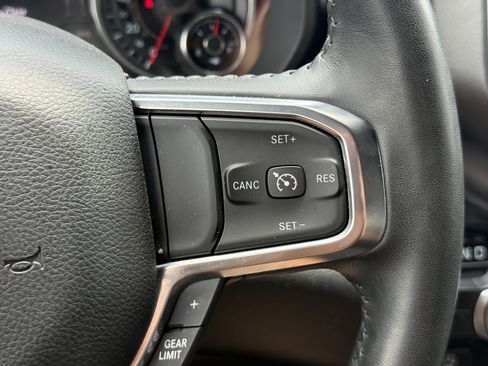 Used 2024 RAM 1500 Laramie RWD image 17