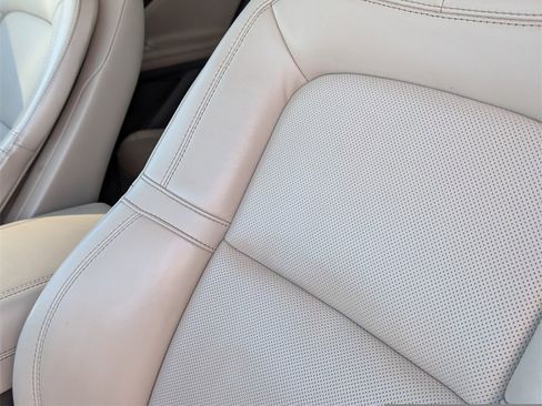 Used 2020 Lincoln Corsair Reserve w/ Equipment Group 202A image 16