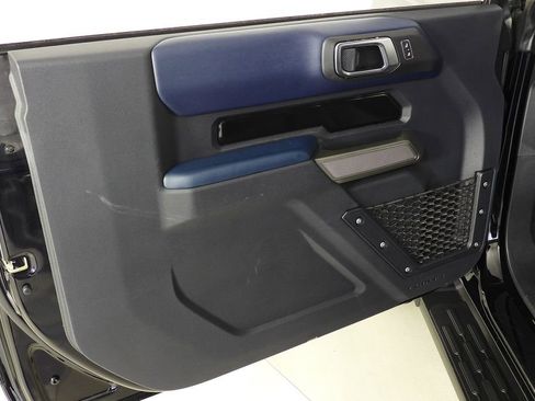 Used 2023 Ford Bronco Outer Banks image 11