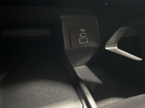 New 2025 Ford Ranger Lariat w/ Black Appearance Package image 23