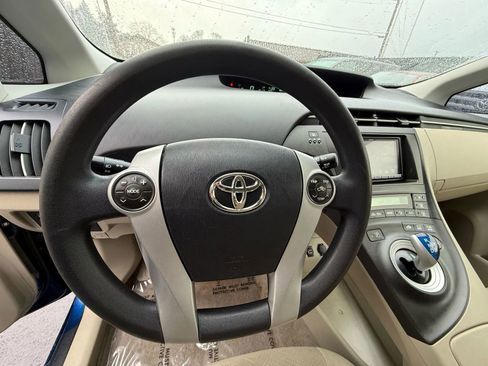 Used 2011 Toyota Prius Two image 18