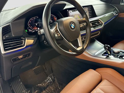 Used 2023 BMW X5 sDrive40i w/ Parking Assistance Package image 9