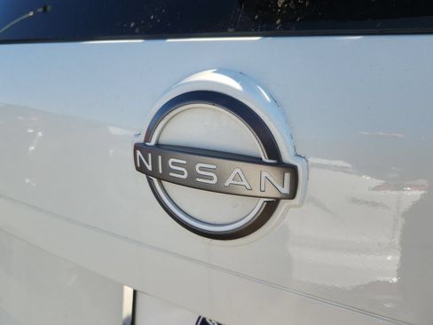 Used 2022 Nissan Rogue S AWD/4WD image 22