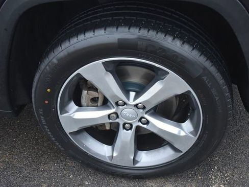 Used 2021 Jeep Grand Cherokee L Limited image 11