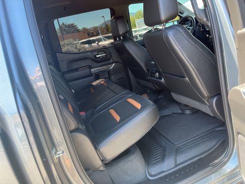 Used 2021 GMC Sierra 1500 AT4 w/ Technology Package AWD/4WD image 15