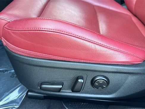 Used 2019 Kia Stinger GT1 image 13