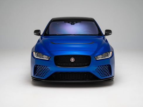Used 2019 Jaguar XE SV Project 8 AWD/4WD image 6