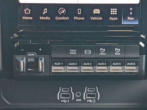 New 2026 RAM 3500 Big Horn AWD/4WD image 15