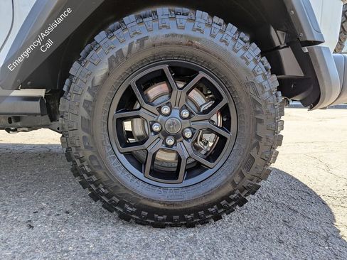 Used 2024 Jeep Wrangler Sport AWD/4WD image 49