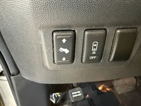 Used 2009 Nissan Titan LE w/ LE Max Utility Pkg RWD image 13