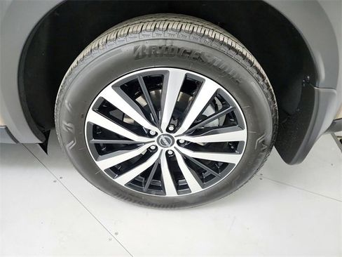 Used 2024 Nissan Pathfinder Platinum w/ Cargo Package image 47