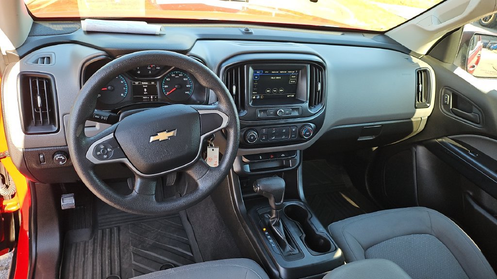 Used 2019 Chevrolet Colorado W/T w/ WT Convenience Package RWD image 7