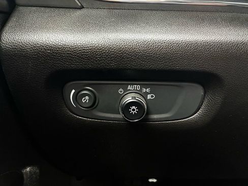 Used 2019 Chevrolet Traverse LS w/ LPO, Blackout Package image 17