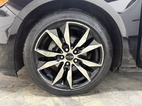 Used 2020 Chevrolet Malibu RS image 23