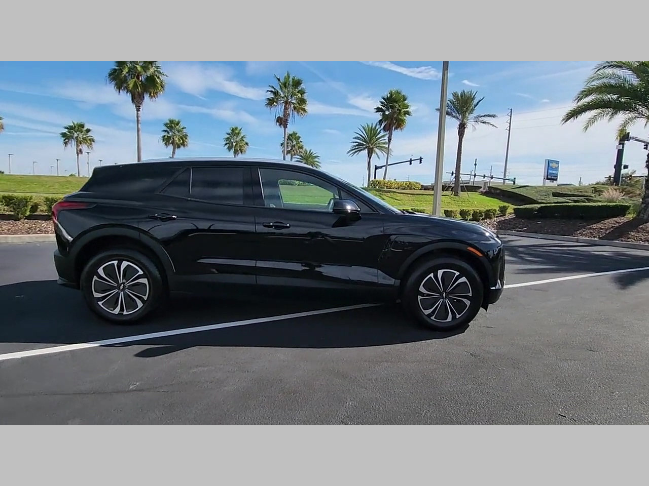 New 2026 Chevrolet Blazer EV LT FWD image 21