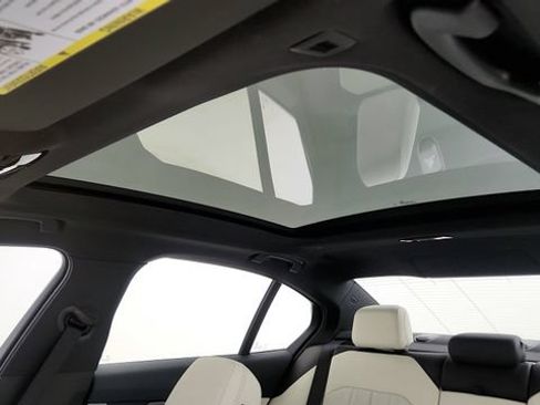 Used 2025 BMW i5 eDrive40i RWD image 74