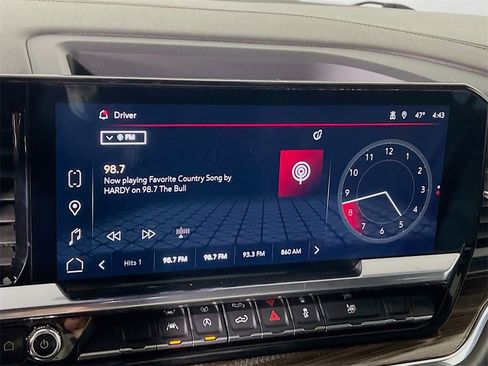 Used 2023 GMC Sierra 1500 Elevation image 14