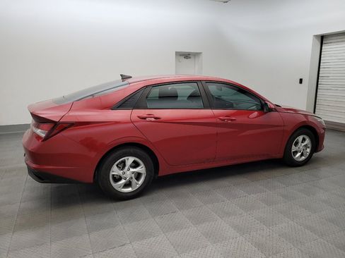 Used 2023 Hyundai Elantra SE FWD image 10