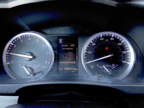 Used 2017 Toyota Highlander XLE image 25