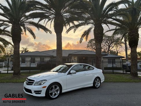Used 2015 Mercedes-Benz C 250 Coupe image 7