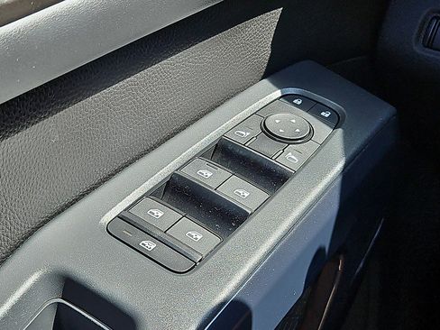 Certified 2024 Nissan Pathfinder S image 25