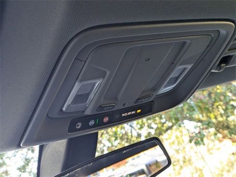 Used 2021 Chevrolet Silverado 1500 Custom image 19