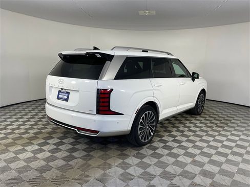 Used 2026 Hyundai Palisade Calligraphy image 8