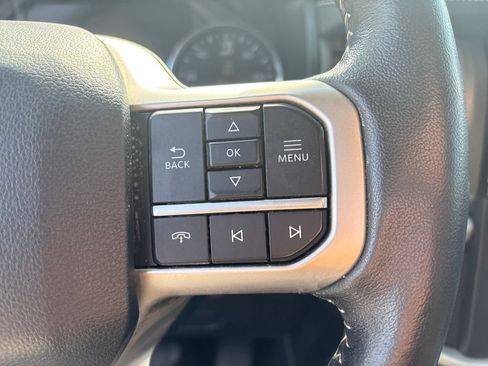 Used 2024 Ford Expedition XLT AWD/4WD image 13