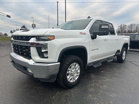 Used 2021 Chevrolet Silverado 2500 LT w/ Convenience Package image 7