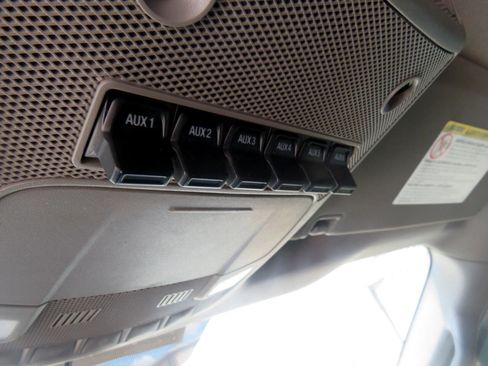 Used 2019 Ford F250 XL w/ Power Equipment Group image 17