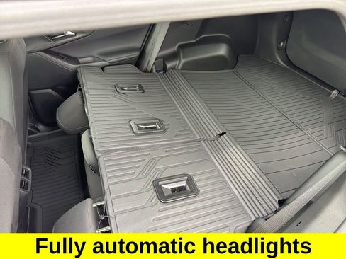 Used 2026 Chevrolet Equinox LT image 11