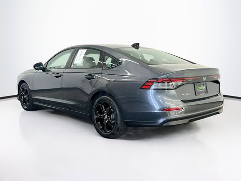 Used 2025 Honda Accord SE image 5