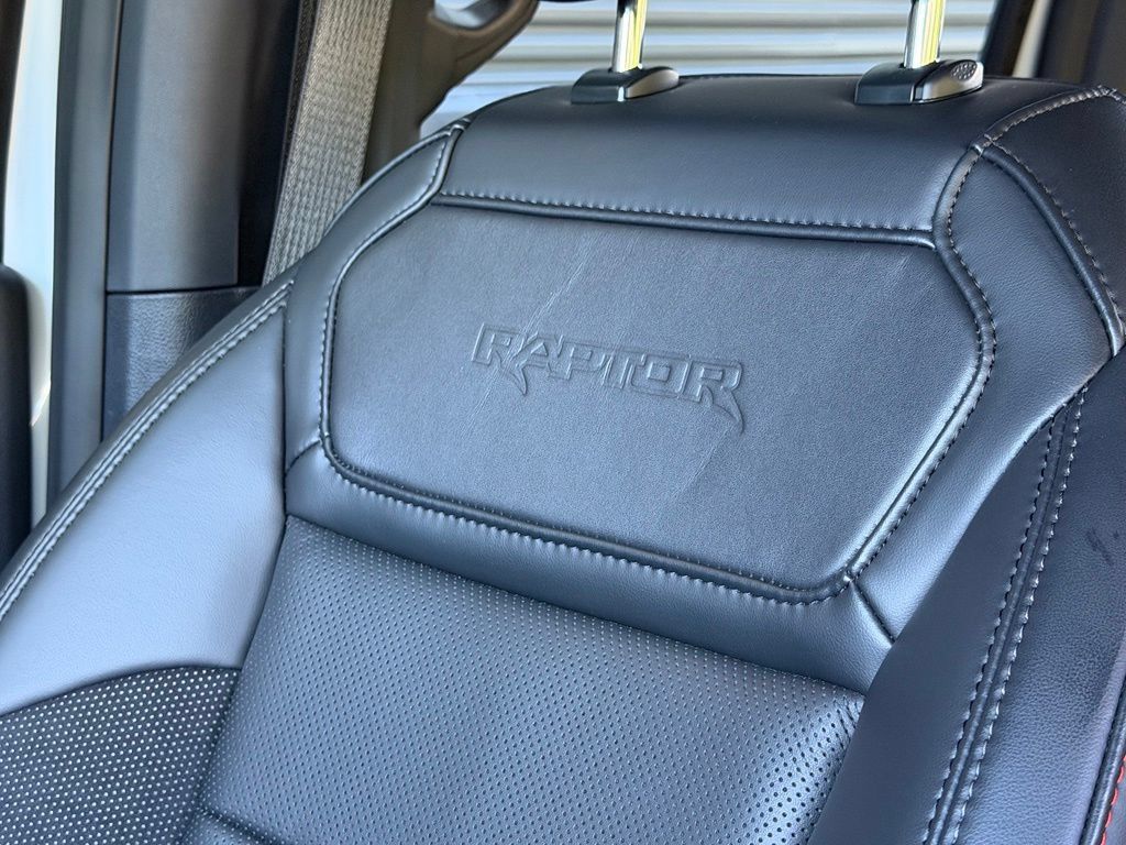 Used 2025 Ford F150 Raptor AWD/4WD image 27