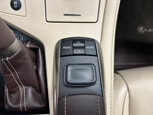 Used 2016 Lexus ES 350 w/ Luxury Package w/Wood Trim FWD image 16