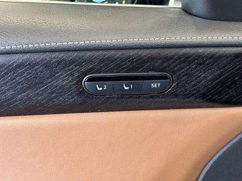 Used 2023 INFINITI QX60 Sensory w/ Vision Package image 19