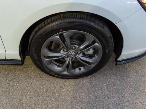 Used 2025 Honda Accord EX-L image 10