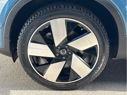 Used 2022 Volvo C40 P8 Recharge Ultimate image 26