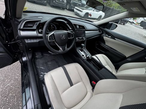 Used 2017 Honda Civic EX image 10
