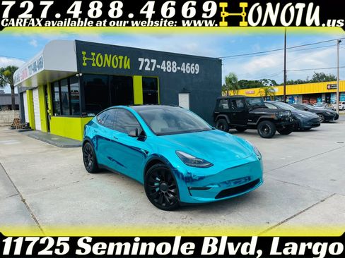 Used 2022 Tesla Model Y Long Range AWD/4WD image 1