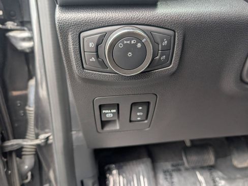 Used 2020 Ford F150 XLT w/ Equipment Group 302A Luxury AWD/4WD image 5