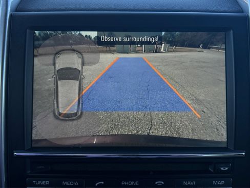 Used 2016 Porsche Cayenne image 15