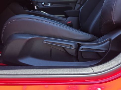 Used 2022 Honda Civic Sport image 12
