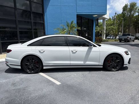 Used 2025 Audi S8 w/ Executive Package AWD/4WD image 9