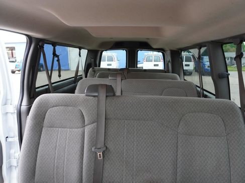 Used 2024 Chevrolet Express 3500 LT w/ LT Preferred Equipment Group RWD image 18