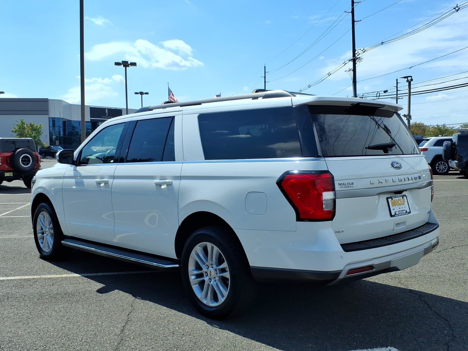 Used 2022 Ford Expedition Max XLT AWD/4WD image 4