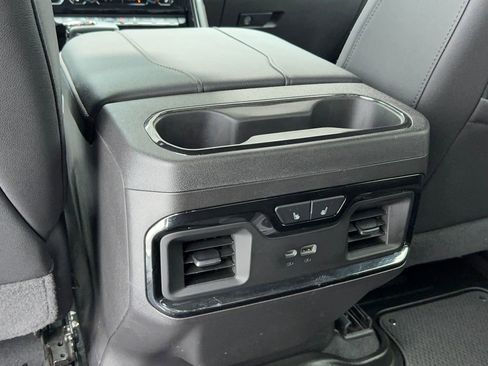 Used 2025 GMC Sierra 1500 AT4 image 44