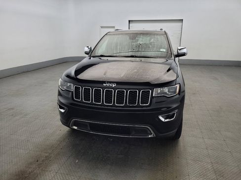 Used 2018 Jeep Grand Cherokee Limited w/ Trailer Tow Group IV AWD/4WD image 15