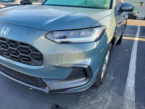 Used 2023 Honda HR-V LX image 7