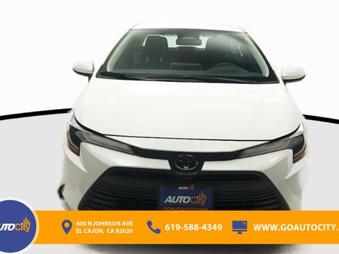Used 2024 Toyota Corolla LE FWD image 4