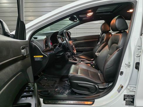 Used 2018 Hyundai Elantra Sport image 13